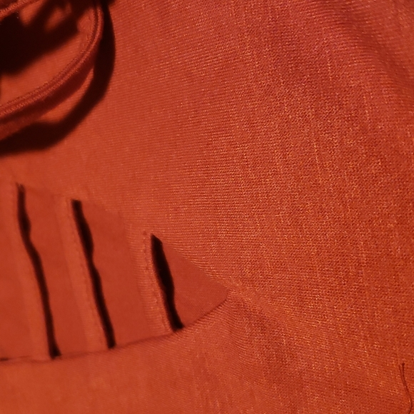 ♥️New boutique Wine red ladder tank - Picture 9 of 9